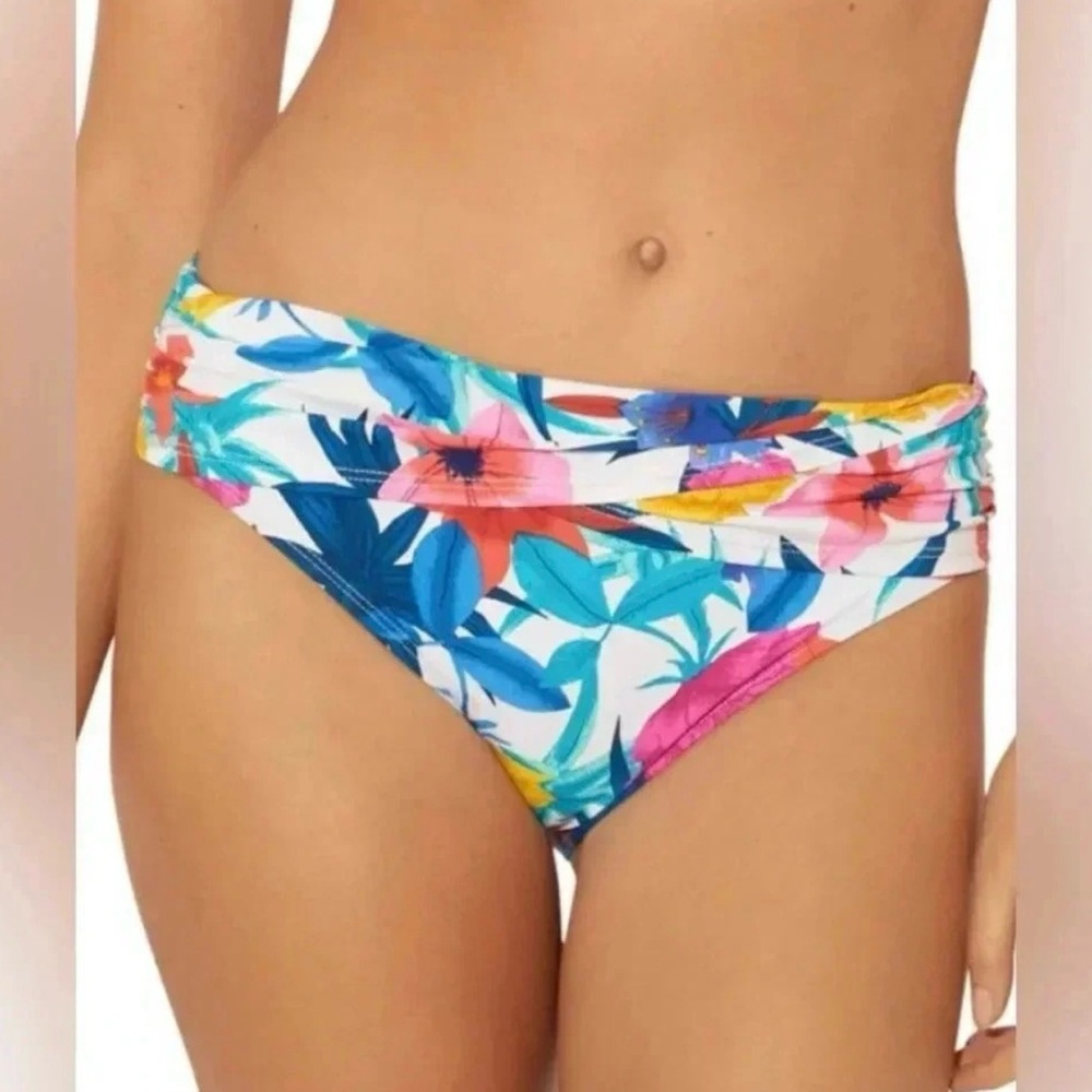 NWT Bleu Rod Beattie A Place In The Sun Hipster Banded Bottom Size 8